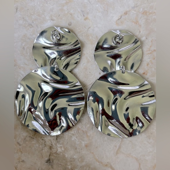 Adina Eden -Chunky Fluid double Disc *Shopbop* Silver Earrings - Picture 3 of 7